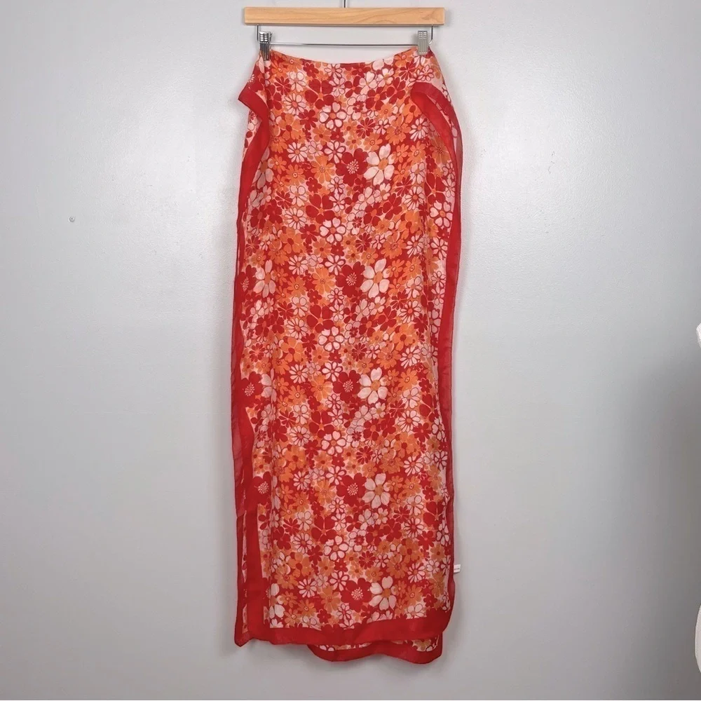 Bijoux Terner 100% silk pink & orange floral daisy print scarf.